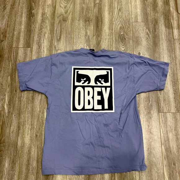 Blue obey t-shirt - Picture 2 of 2